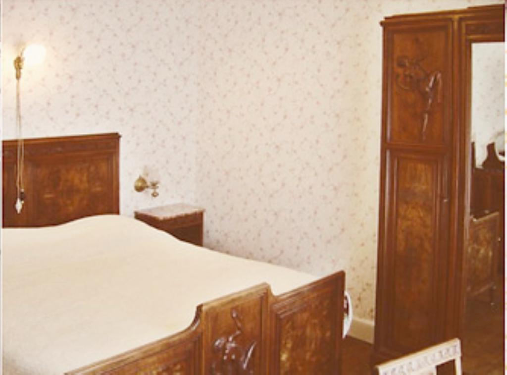 Le Terrondou Hotell Vic-sur-Cère Rum bild